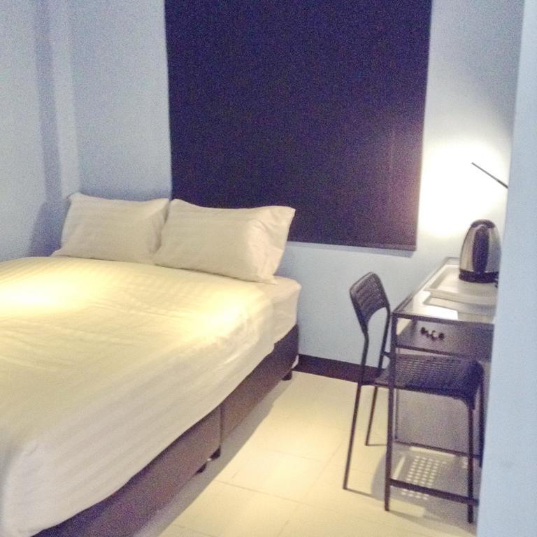 The Mix - Phrom Phong Hotel