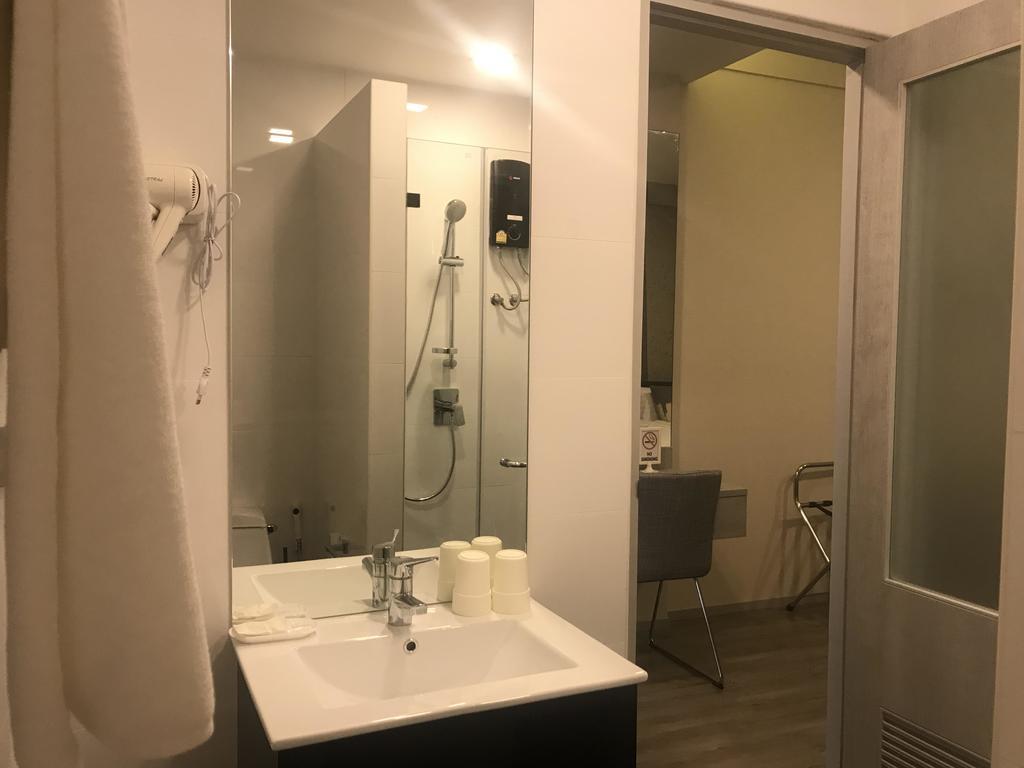Hotel Ratchadamnoen Bangkok