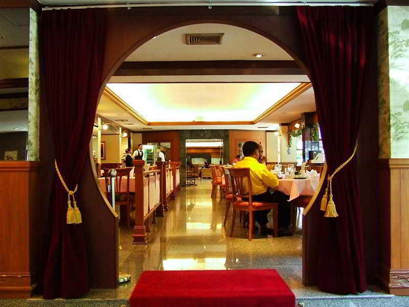 De Moc Bangkok