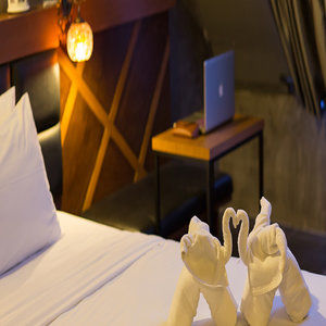 B2 - Srinakarin Hotel