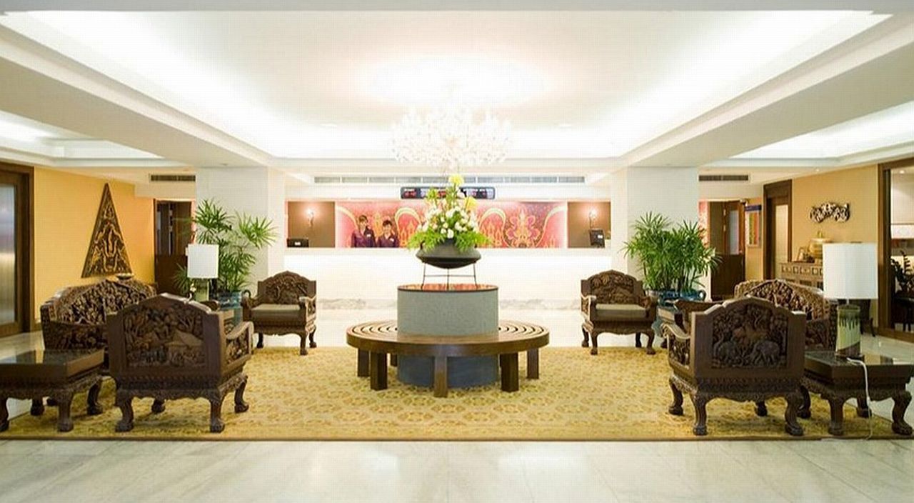 Centre - Sha Extra Plus Hotel 4*