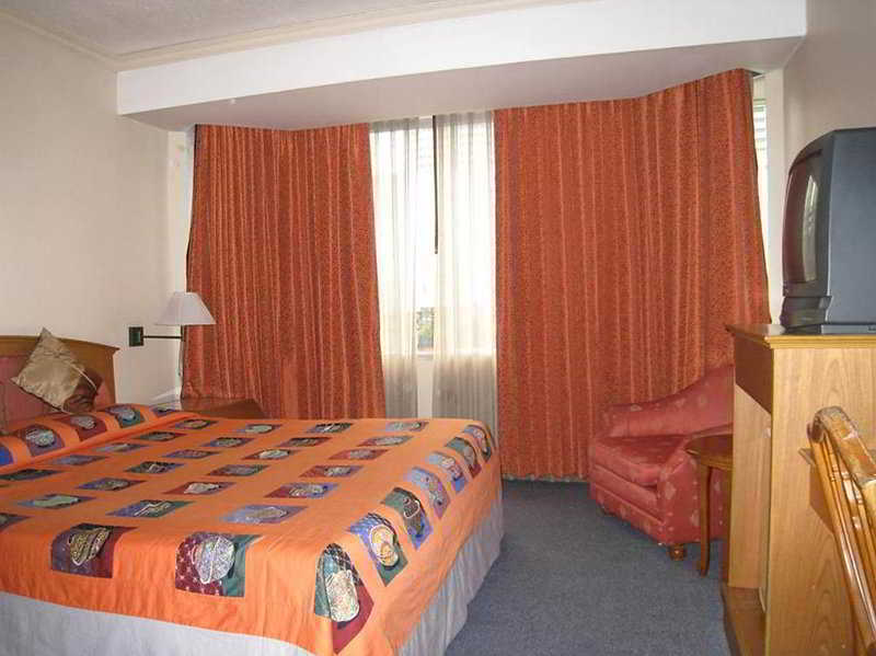 City Hotel 3*