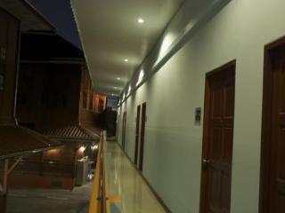 Oyo 1089 Baan Boran Hotel Bangkok