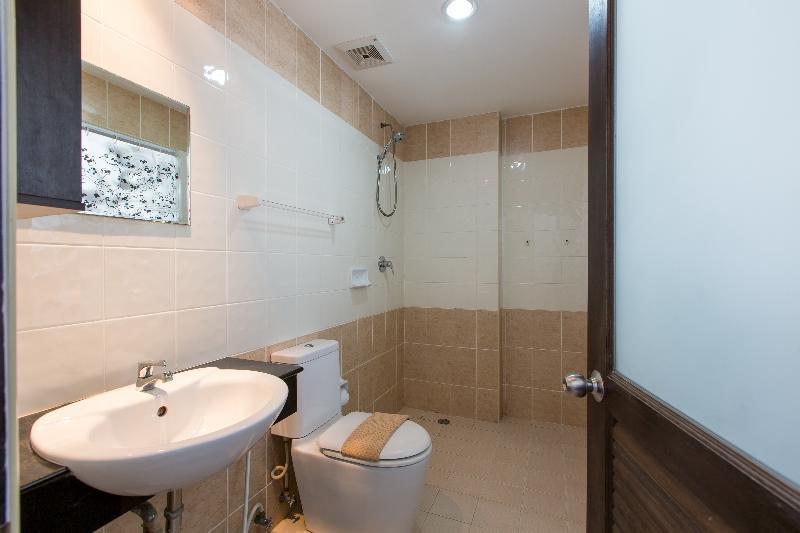 Hotel Golden House 3*