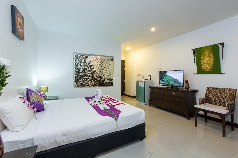 Golden House Hotel 3*