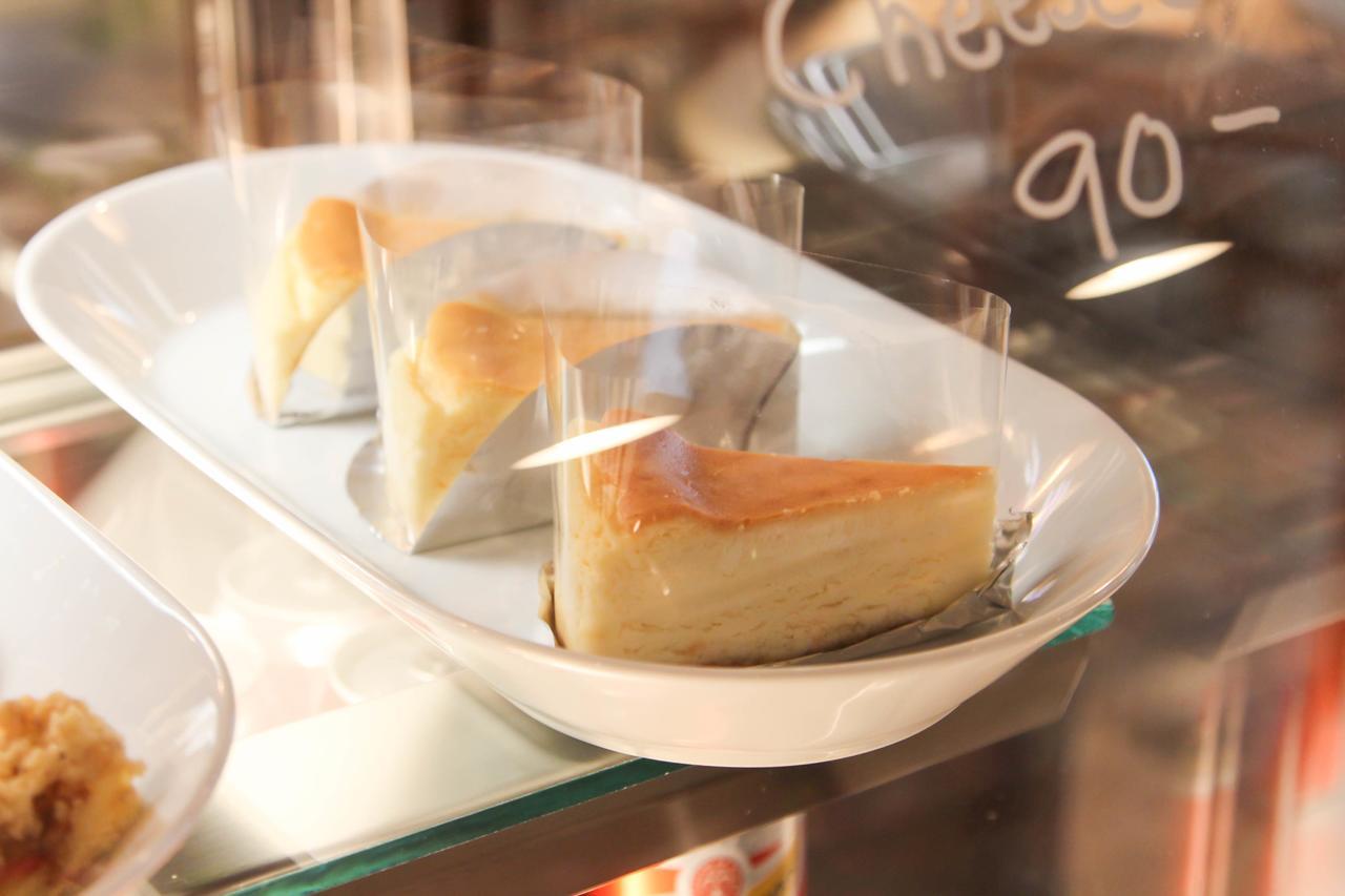 Thonglor Travellers And Cafe * Bangkok