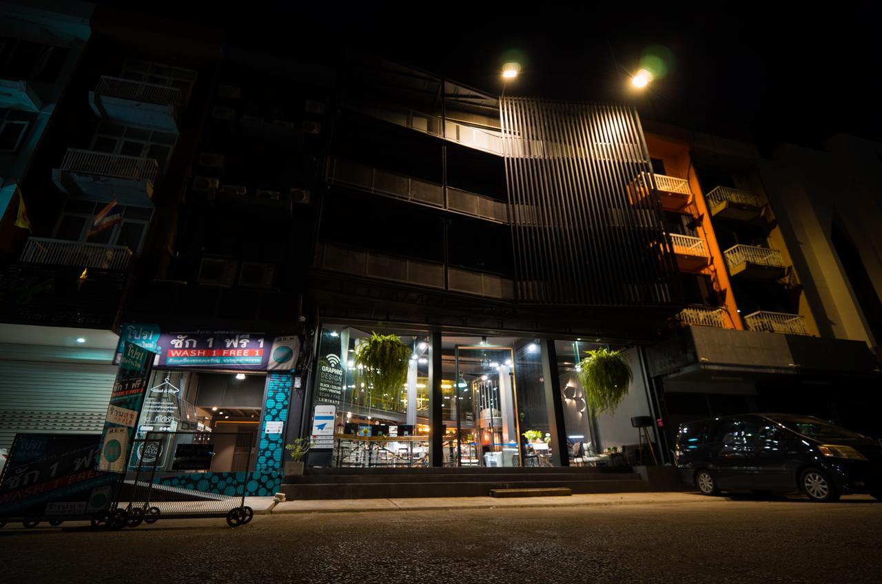 Sook Station Hostel Bangkok