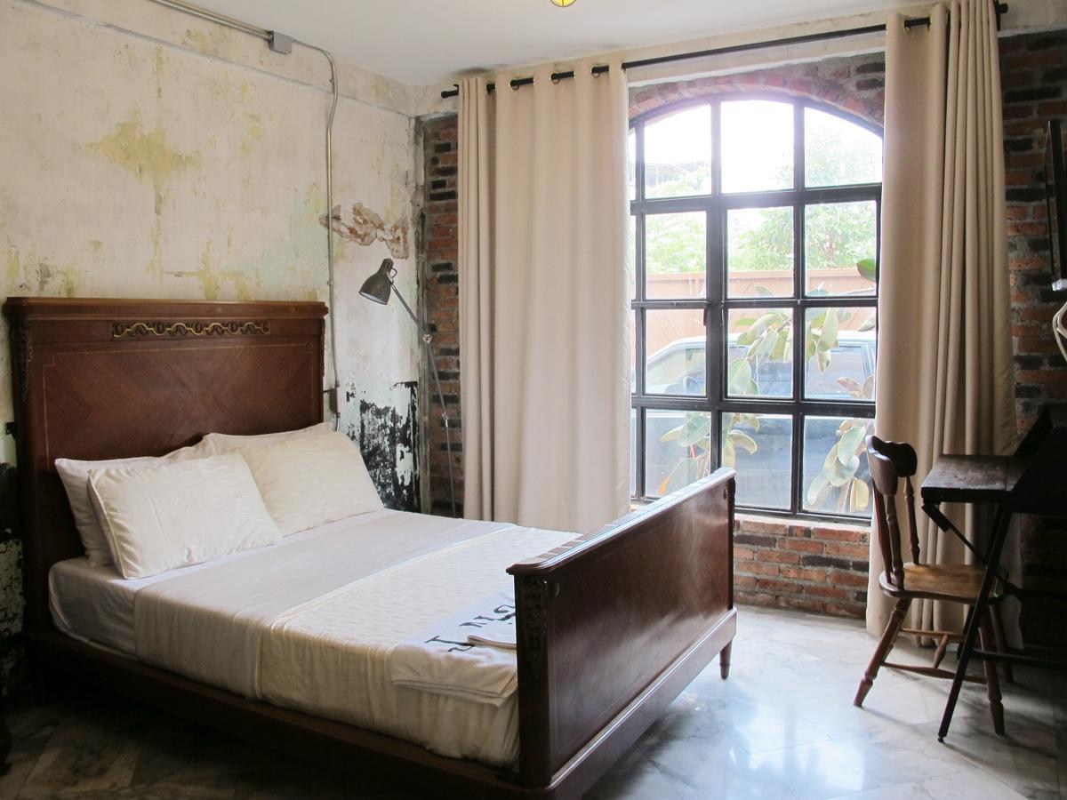 J No.14 Bed & Breakfast 3*