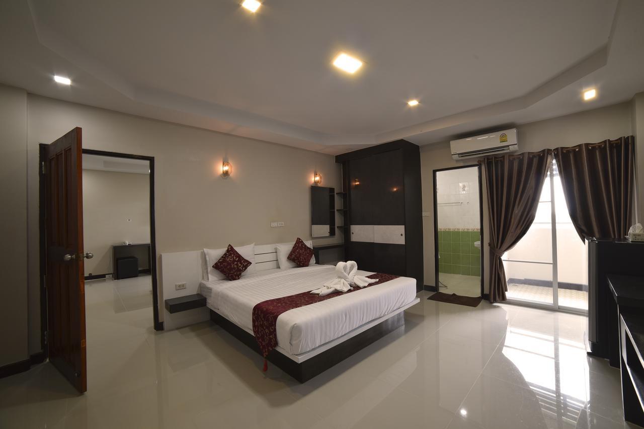 Hotel Gold Airport