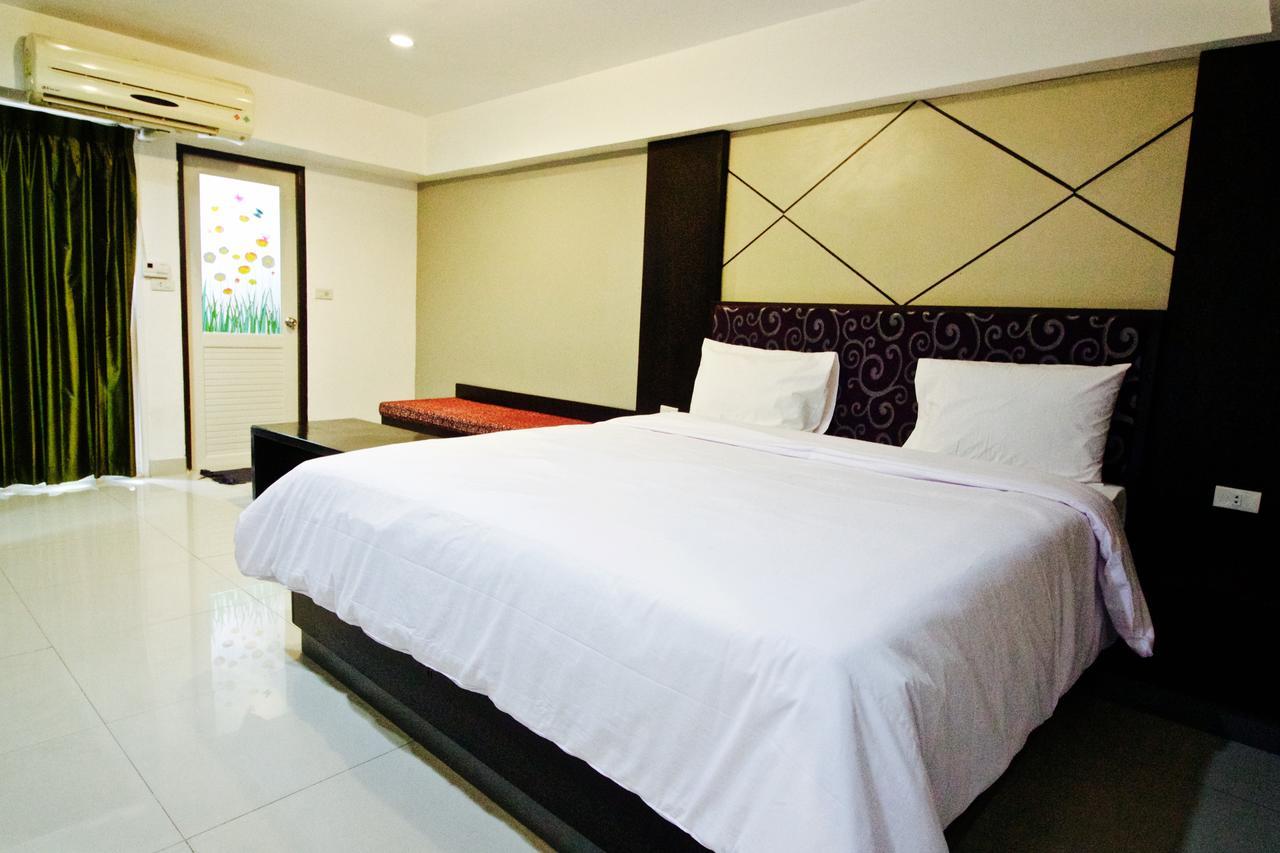 Hotel Latin Garden