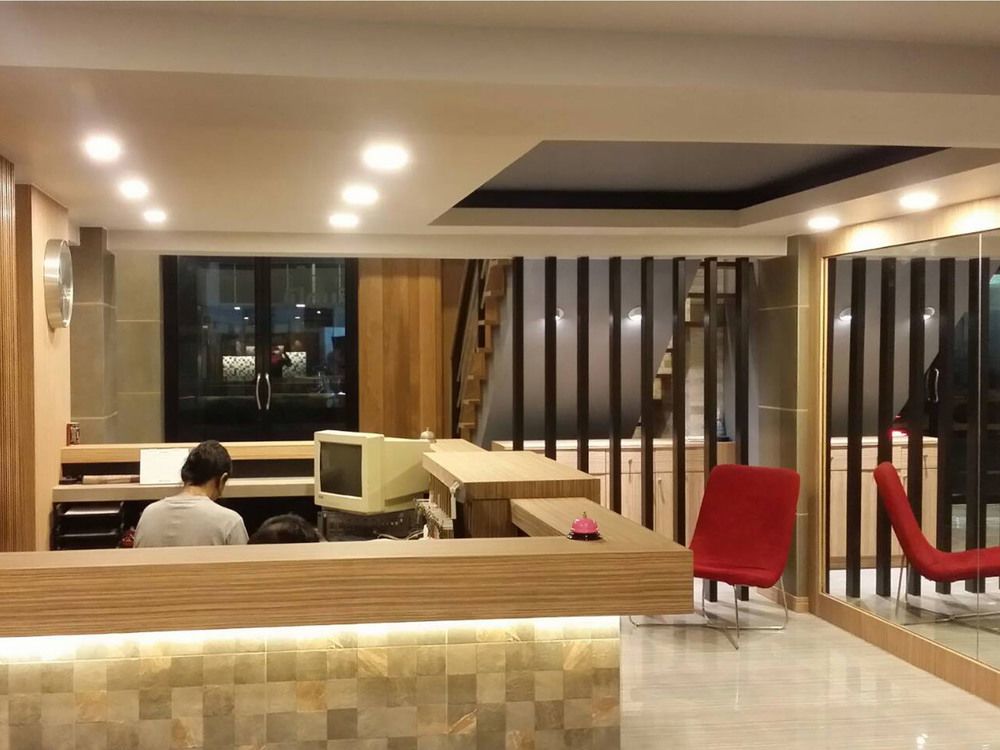 G Boutique Silom Hotel