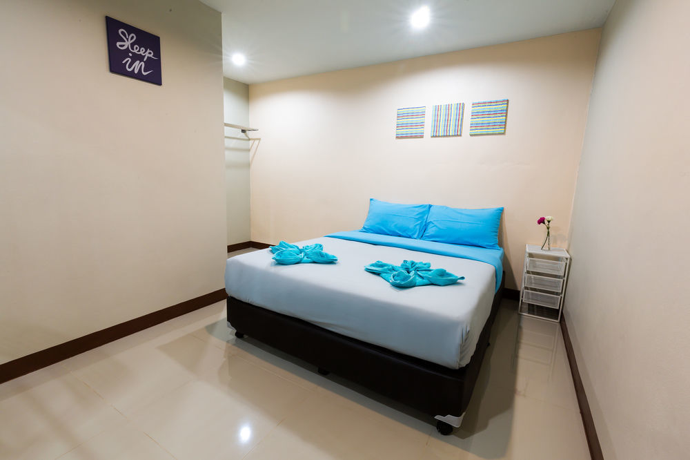 Wanderlust Hostel Bangkok
