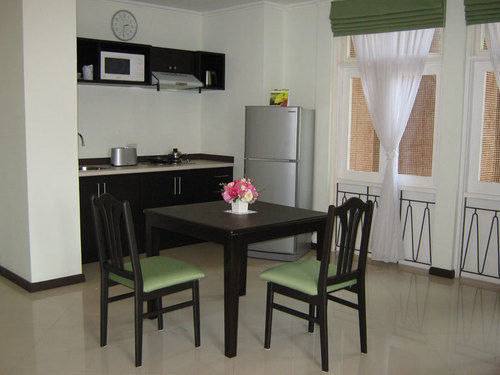 Capital Mansion - Sha Certified Hotel Bangkok