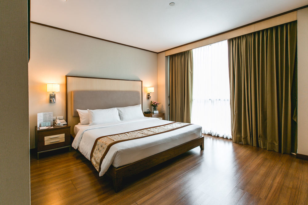 Adelphi Hotel 4*