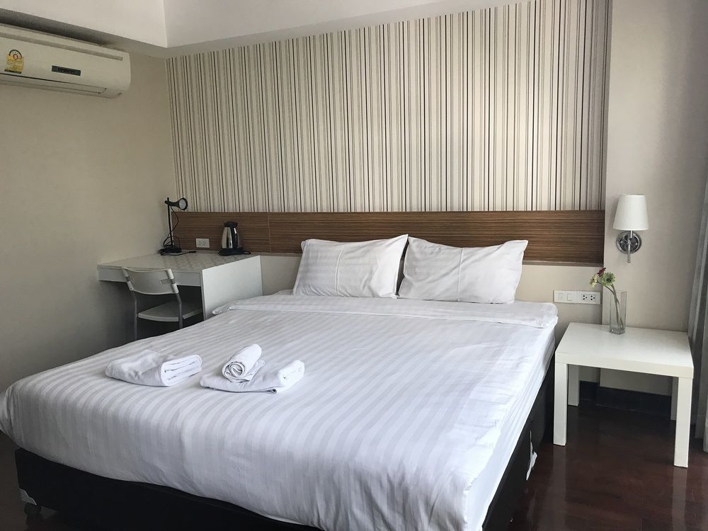 Snooze Thonglor Hotel