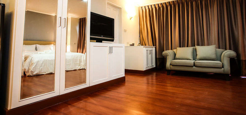The Step Sathon Hotel