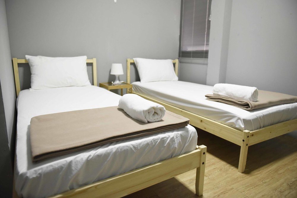 Hotel Oyo 783 Brunch Marker Cafe & 2*