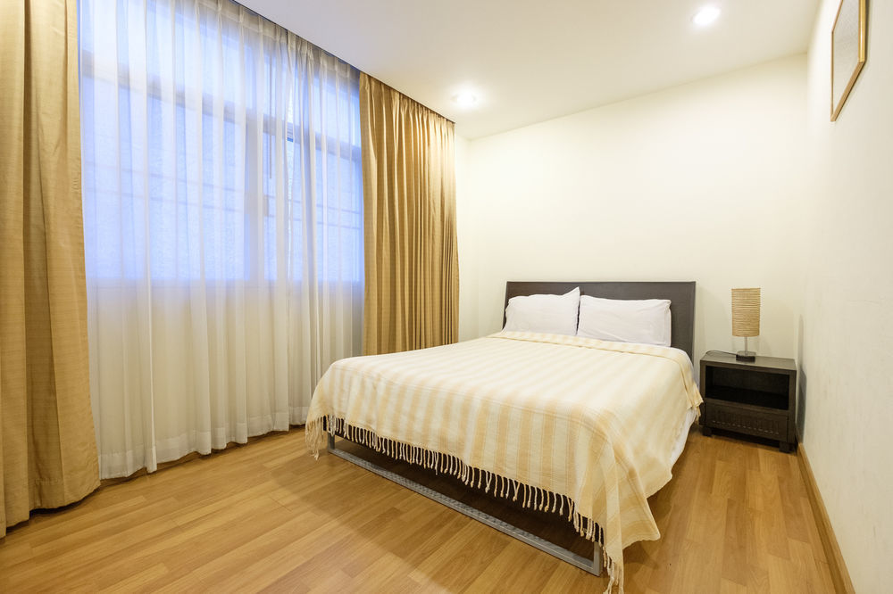 Chadvara Place Apartment Bangkok