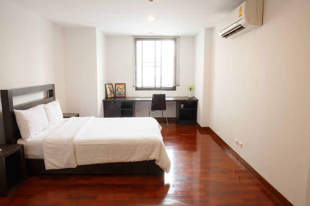 Benviar Tonson Aparthotel 4*