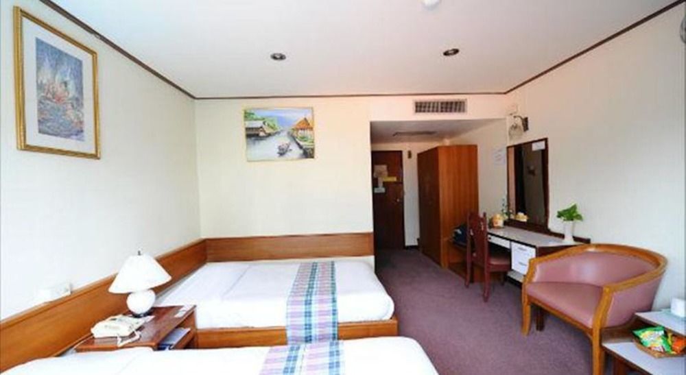 Malaysia 3*