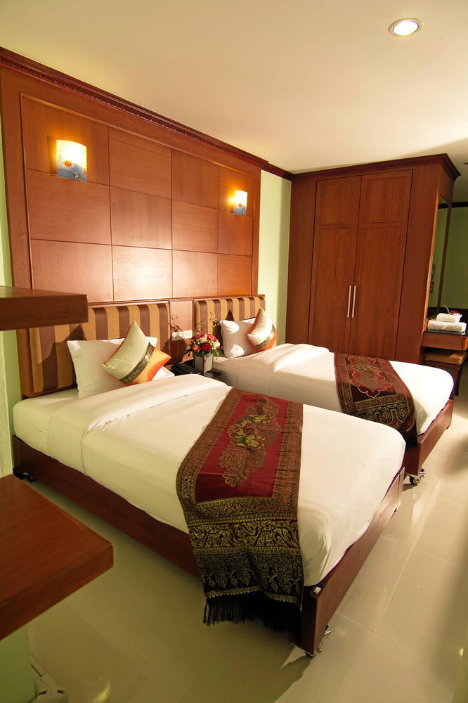Hotel Sky