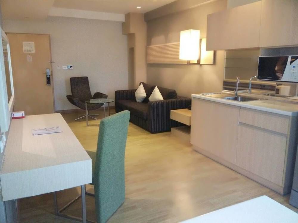 Hotel Hi Residence,