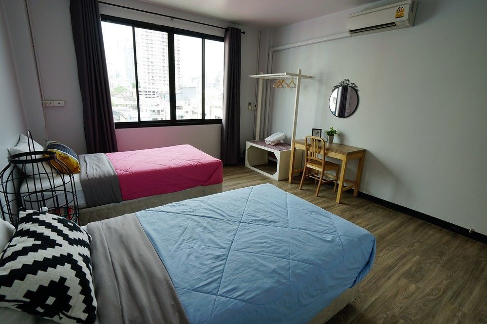 T @ Rama4 Hostel