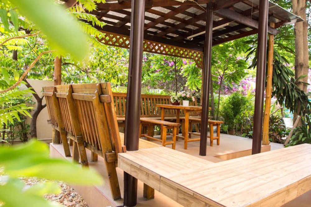 Jitthamas Motel 2*