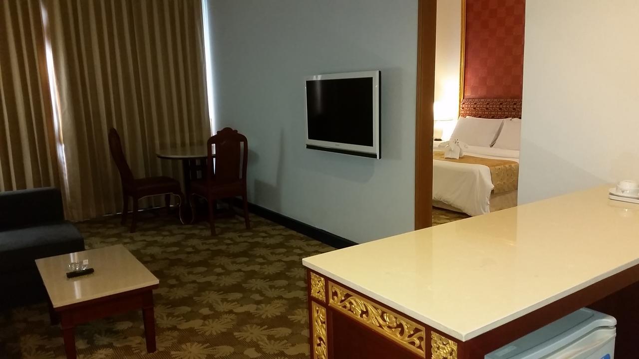 Hotel Ariston Bangkok