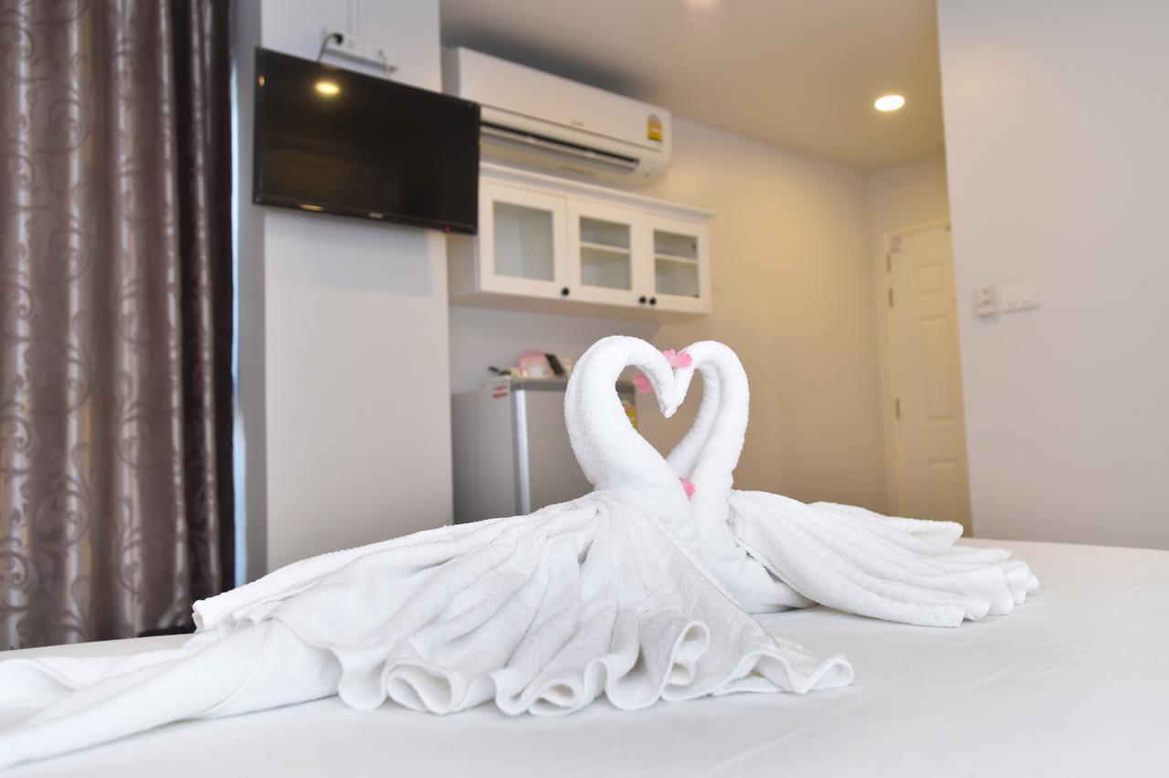 Parvena Sathorn