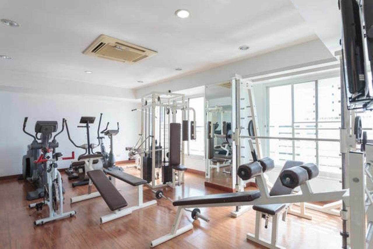 Jj Suites Hotel *
