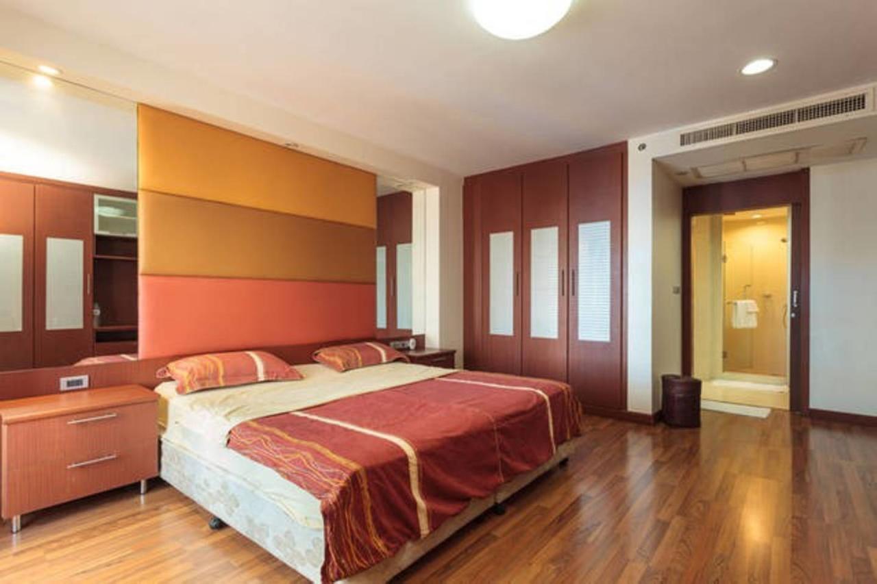 Jj Suites Hotel *