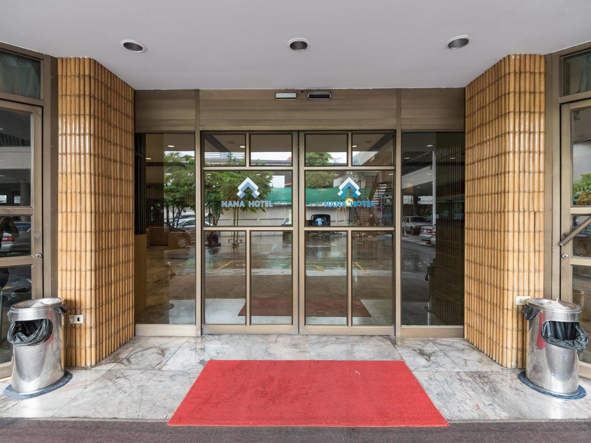 Nana Hotel 3*