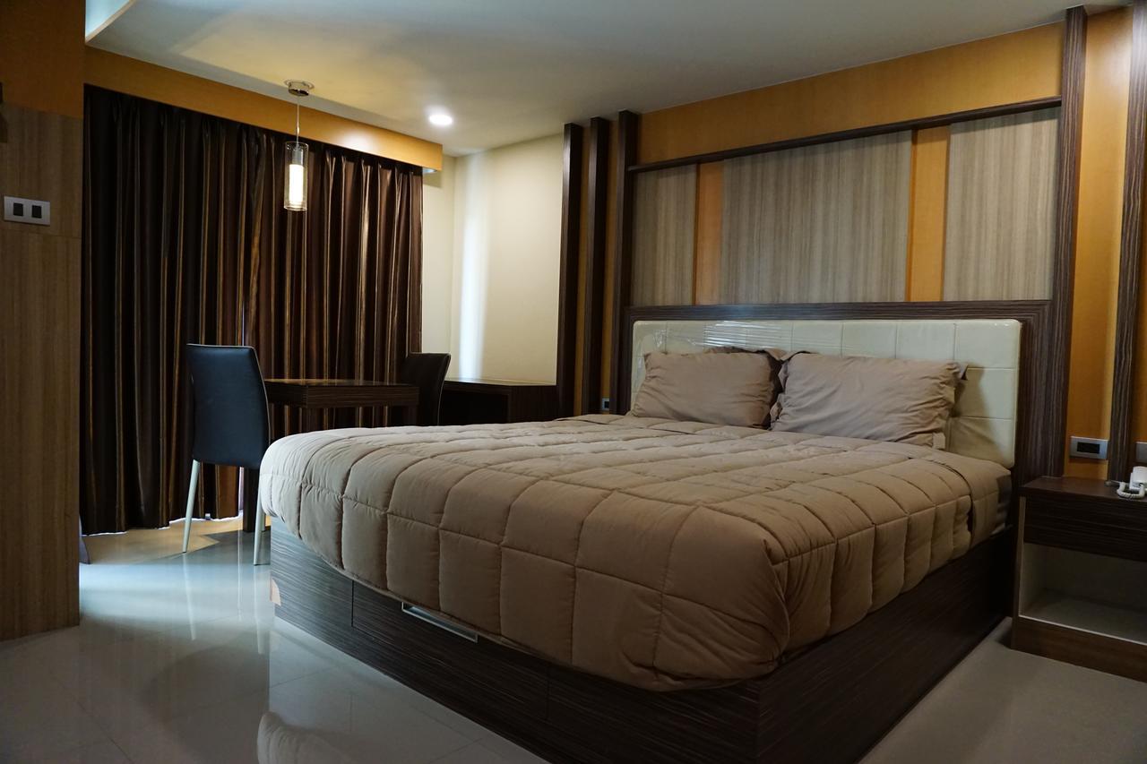 Mansion Apartment