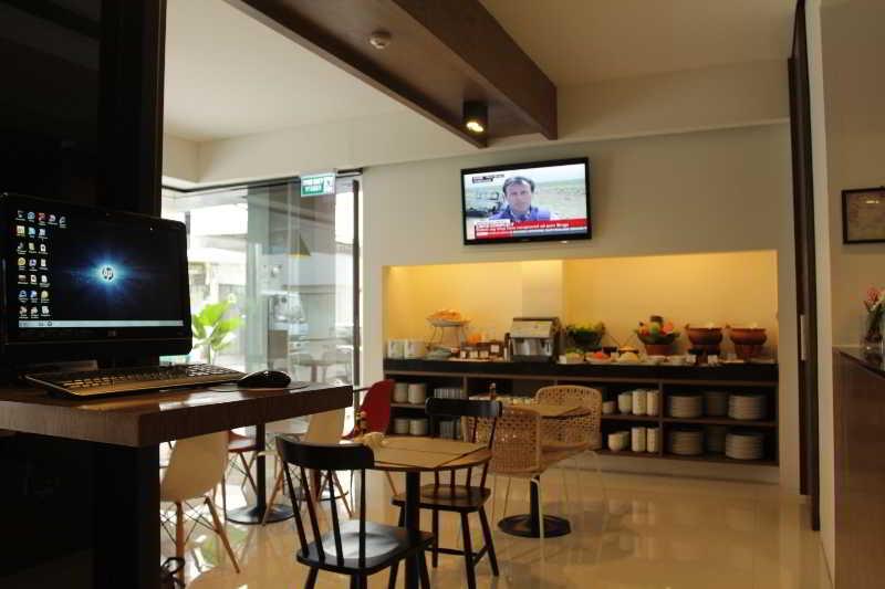Hotel Metz Pratunam Banguecoque