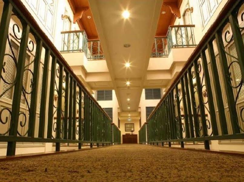 At 21 Saladaeng Aparthotel