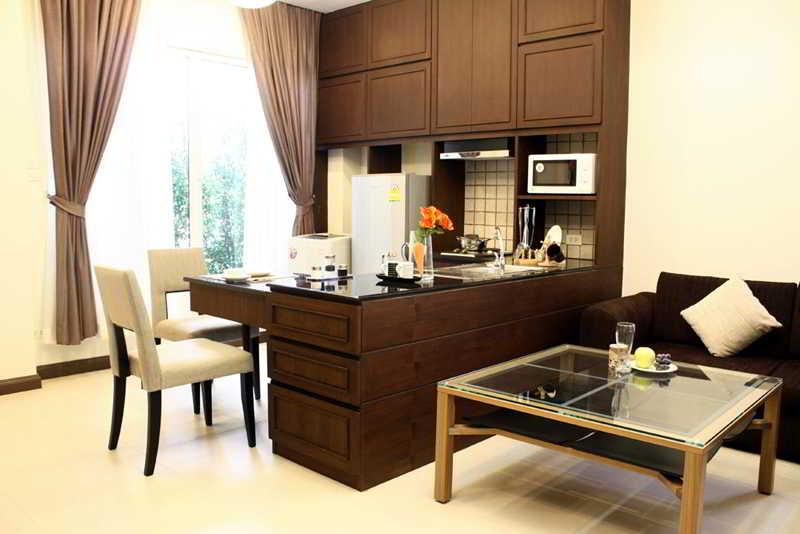 Greenview Ekkamai10 Hotel