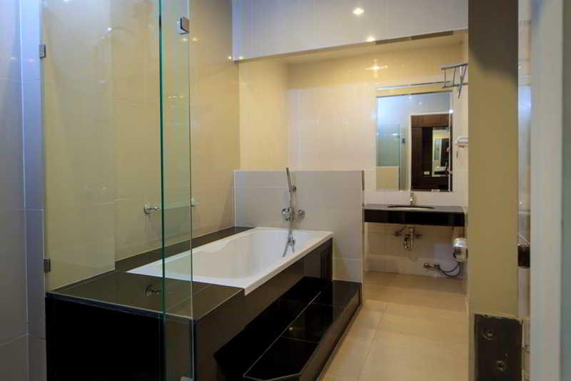 Hotel Greenview Ekkamai10 3*