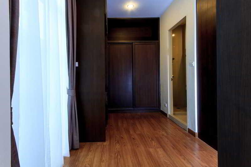 Greenview Ekkamai10 3*