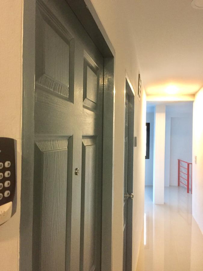 Trog And Soi (adults Only) Hostel