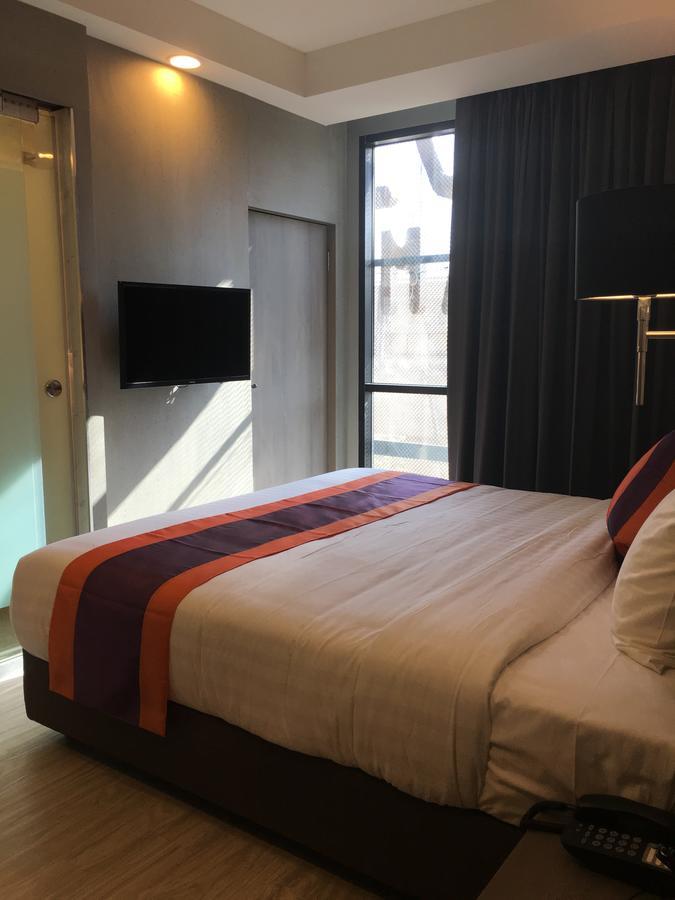 Hotel Ekamai 3*