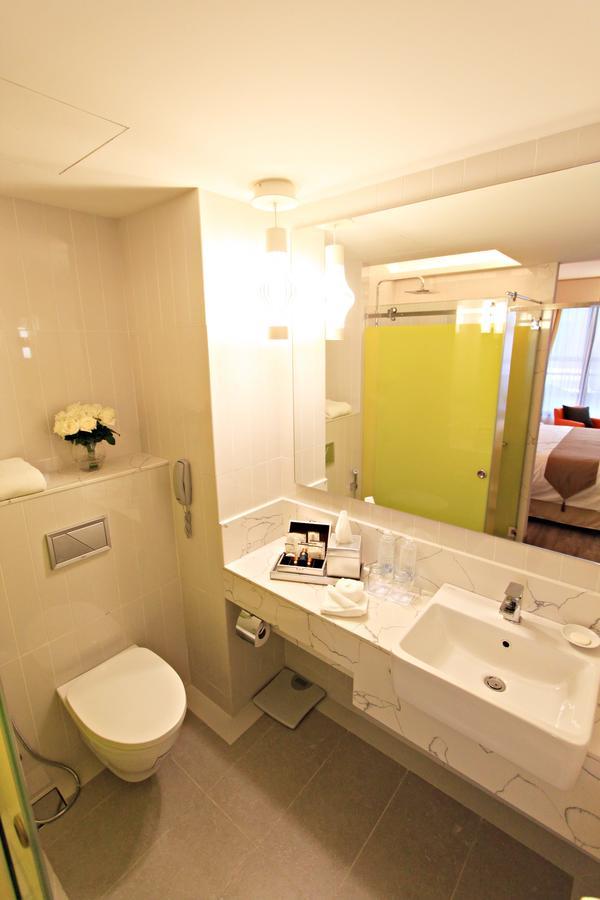 Midtown Hotel