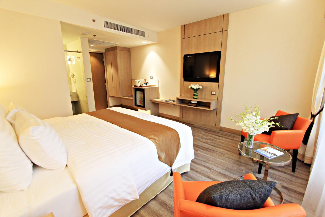 Midtown Hotel