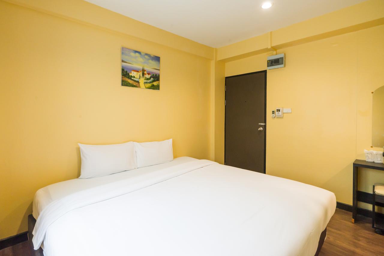 Hotel The Corner Ratchada 3*
