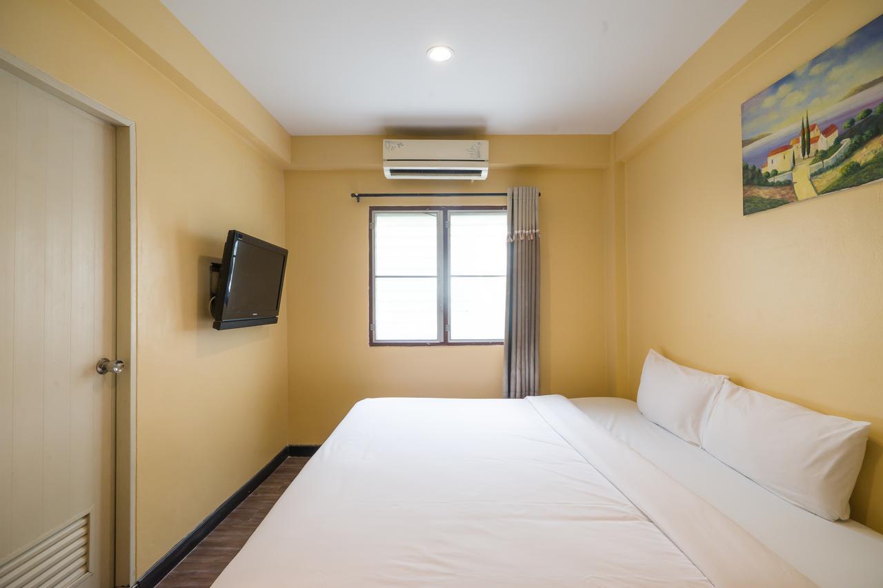 The Corner Ratchada Hotel 3*