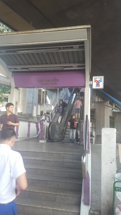 Haus Sathorn 21 2*