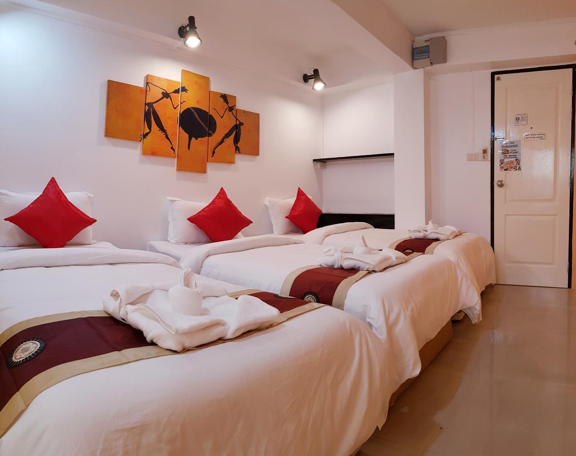 Happio Near Chabad House Guest house 2*