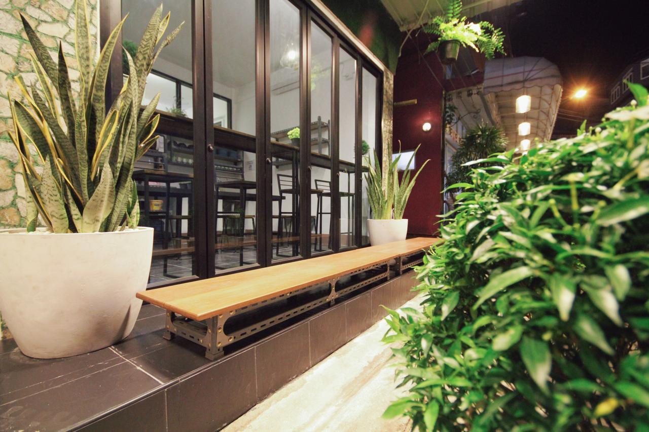 Mint Hostel *