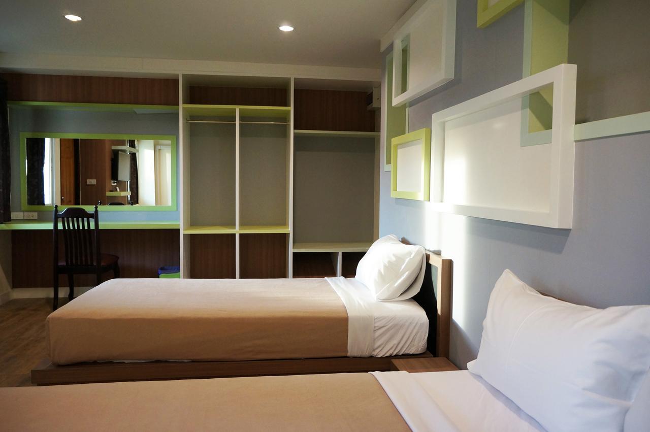 Homestay Samsen Sam Place Bangkok