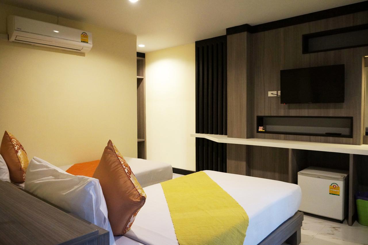 Samsen Sam Place Homestay Bangkok